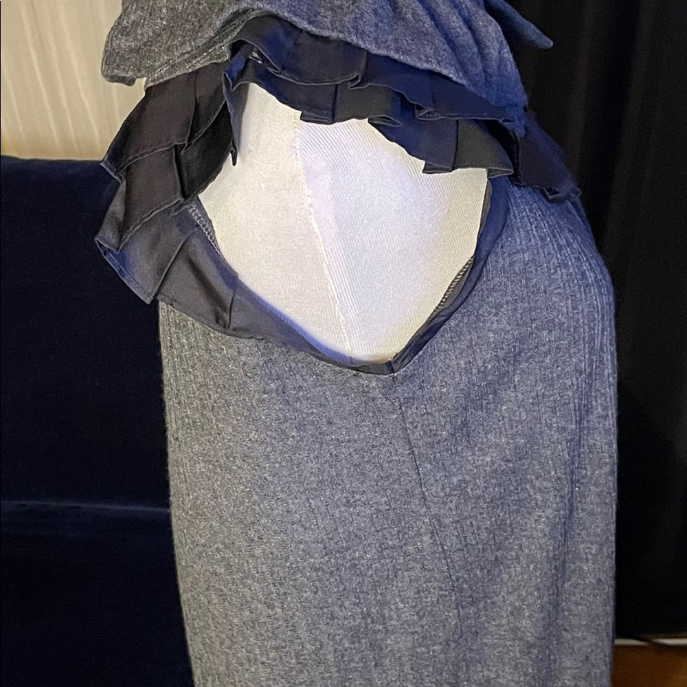 SOLD Marc Jacobs Ruffled Blouse - Picture 3 of 4